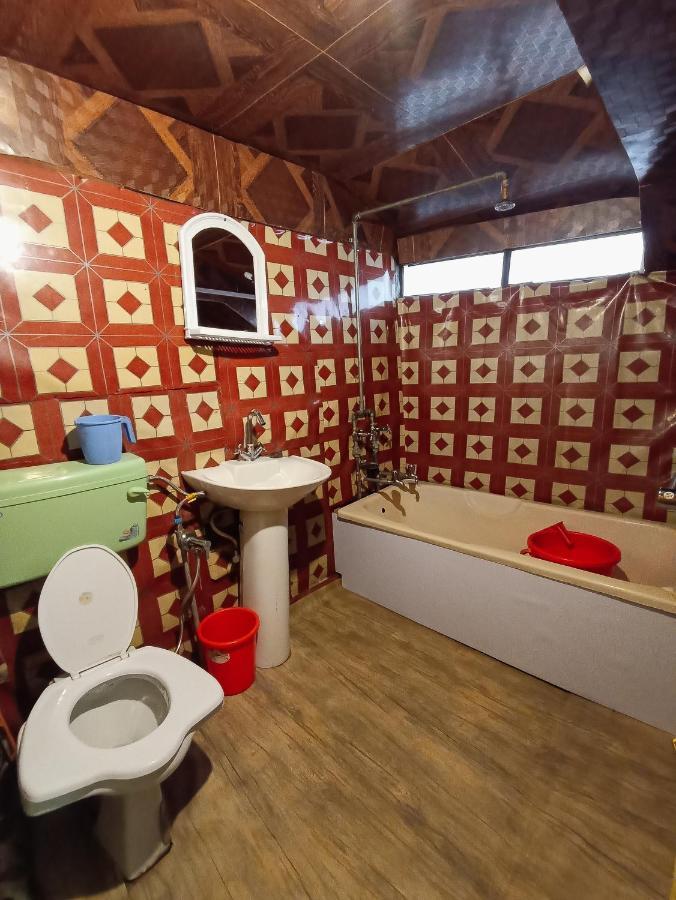 Hb Nancy Group Of Houseboats Hotel Srinagar  Ngoại thất bức ảnh