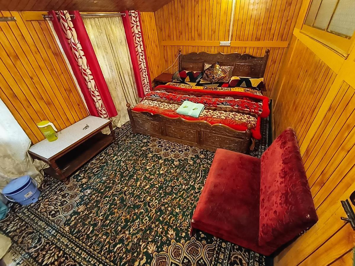 Hb Nancy Group Of Houseboats Hotel Srinagar  Ngoại thất bức ảnh